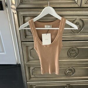 Dissh knit scoop tank new with tags